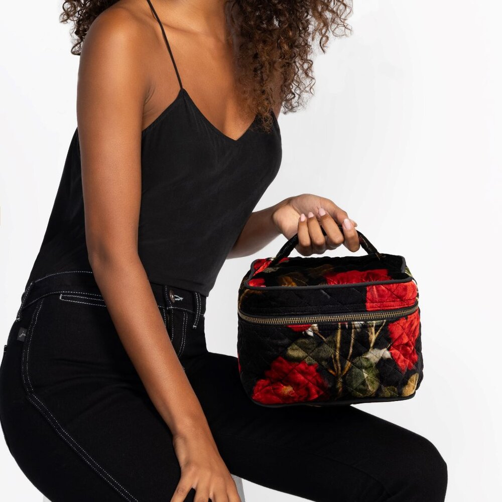 Johnny Was Rosana Makeup Bag Floral Velvet Red Flower Cosmetic Handbag Black NEW